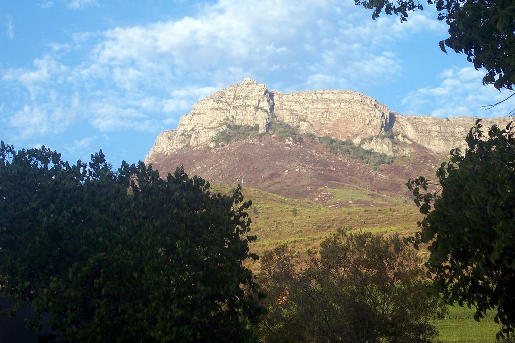 Hotel Sonklip&De Kleine Hoop Stellenbosch Exterior foto